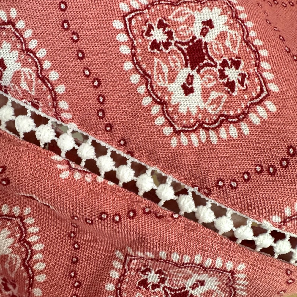 NWT RETAIL: $48 KIM ROGERS PRETTY PRINT TOP SIZE: SMALL BIN#2 - Picture 6 of 8